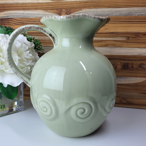 Euro Ceramics Pale Green Jug - Picture 2 of 8